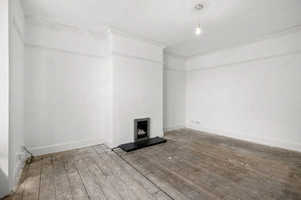 Halifax Road, Huddersfield, HD3, photo 5