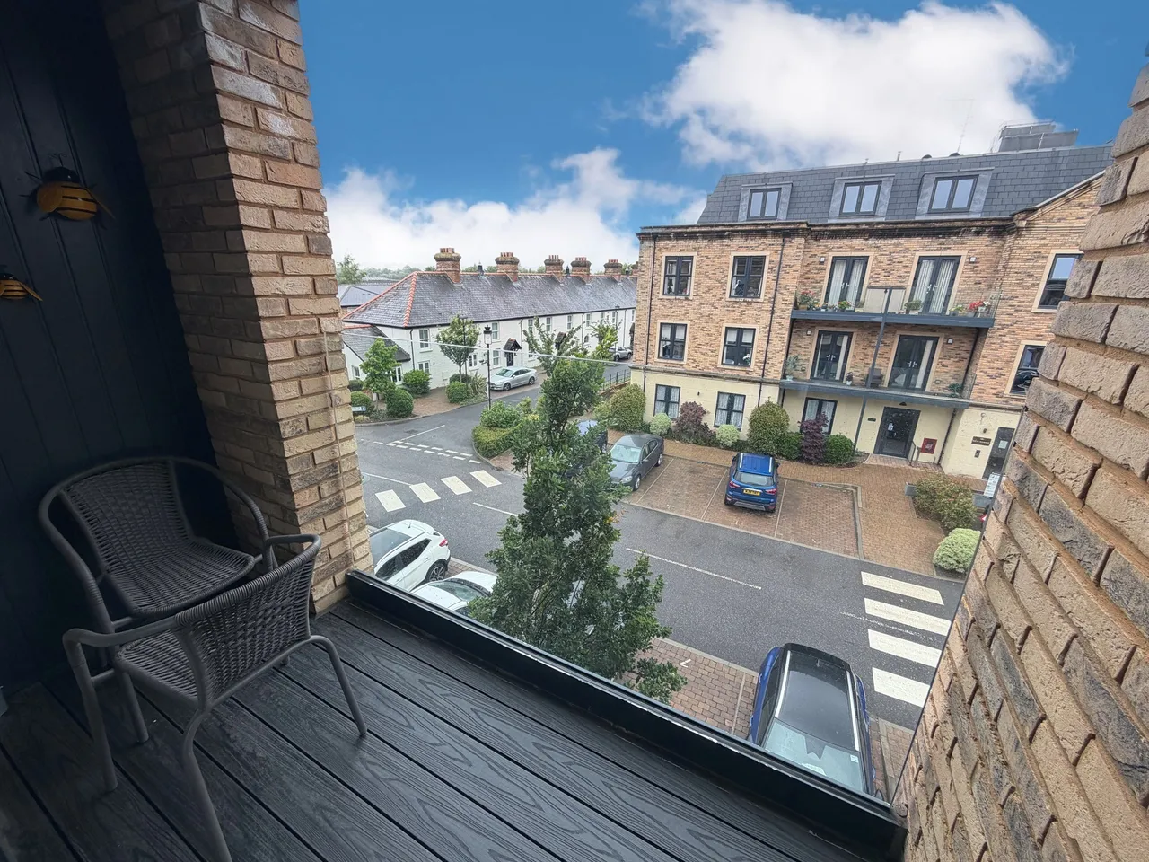 2 bed flat for sale — Fountain Way, Salisbury