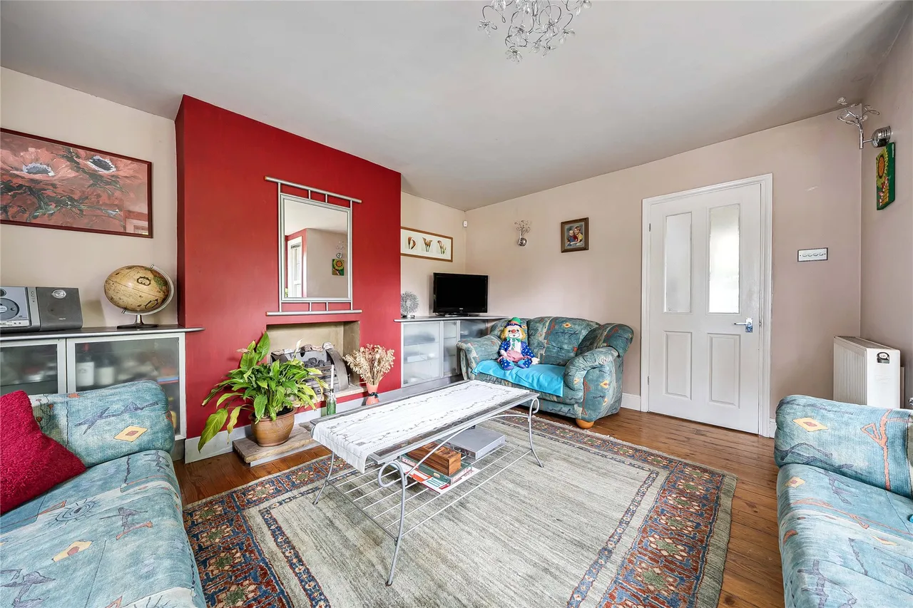 Walton Road, Aylesbury, HP21, photo 8