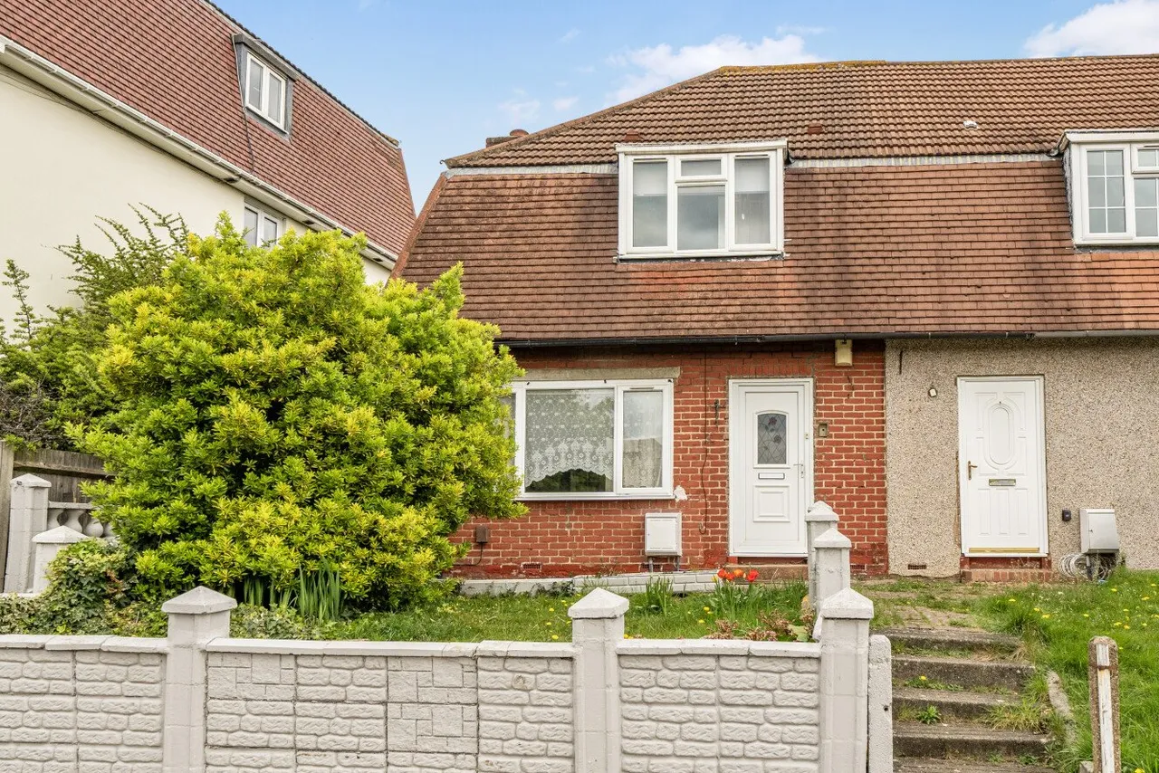 3 bed house for sale, Downham Way, Bromley, BR1