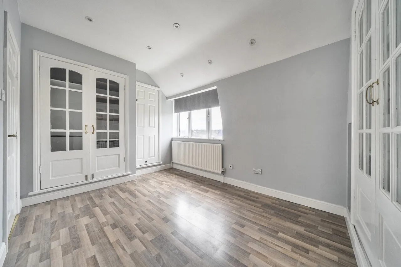 Downham Way, Bromley, BR1, photo 18