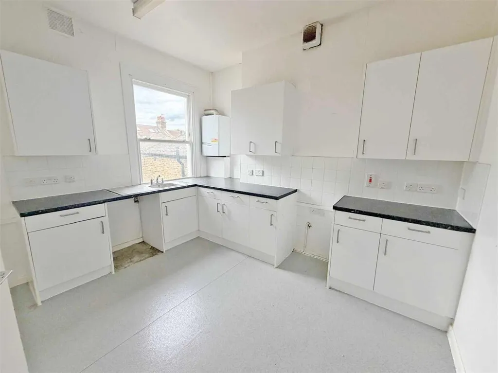 Tunley Road, London, photo 3