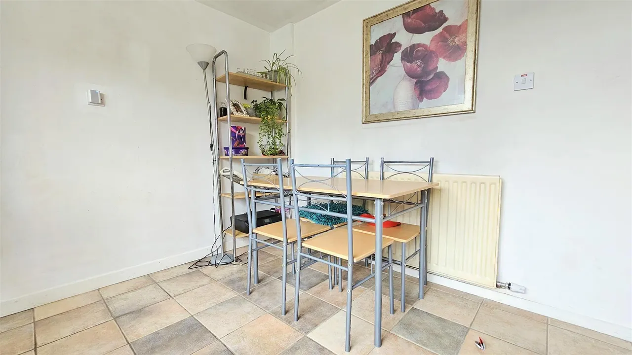 Whinfield Walk, Carrickfergus, BT38, photo 5
