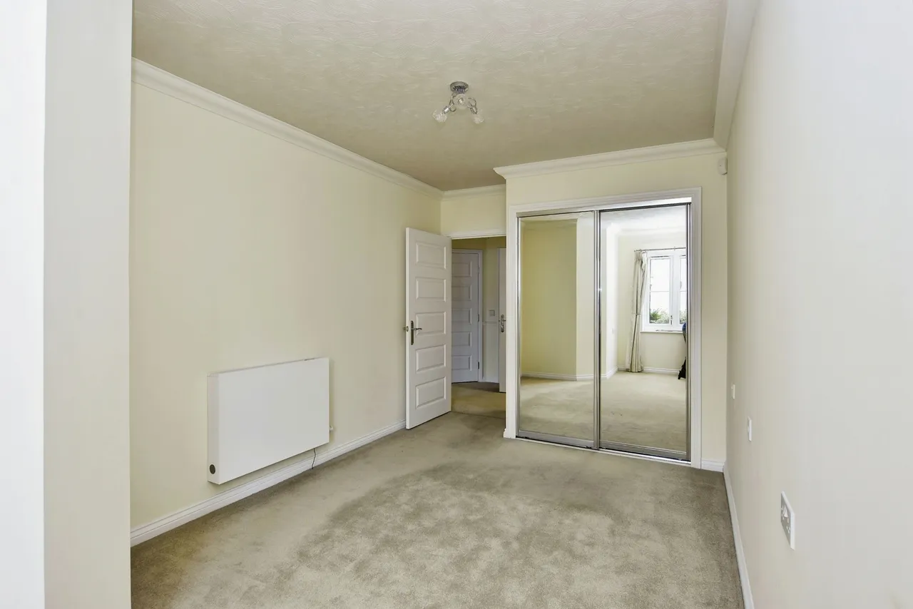 Canterbury Road, Sittingbourne, Kent, ME10, photo 3