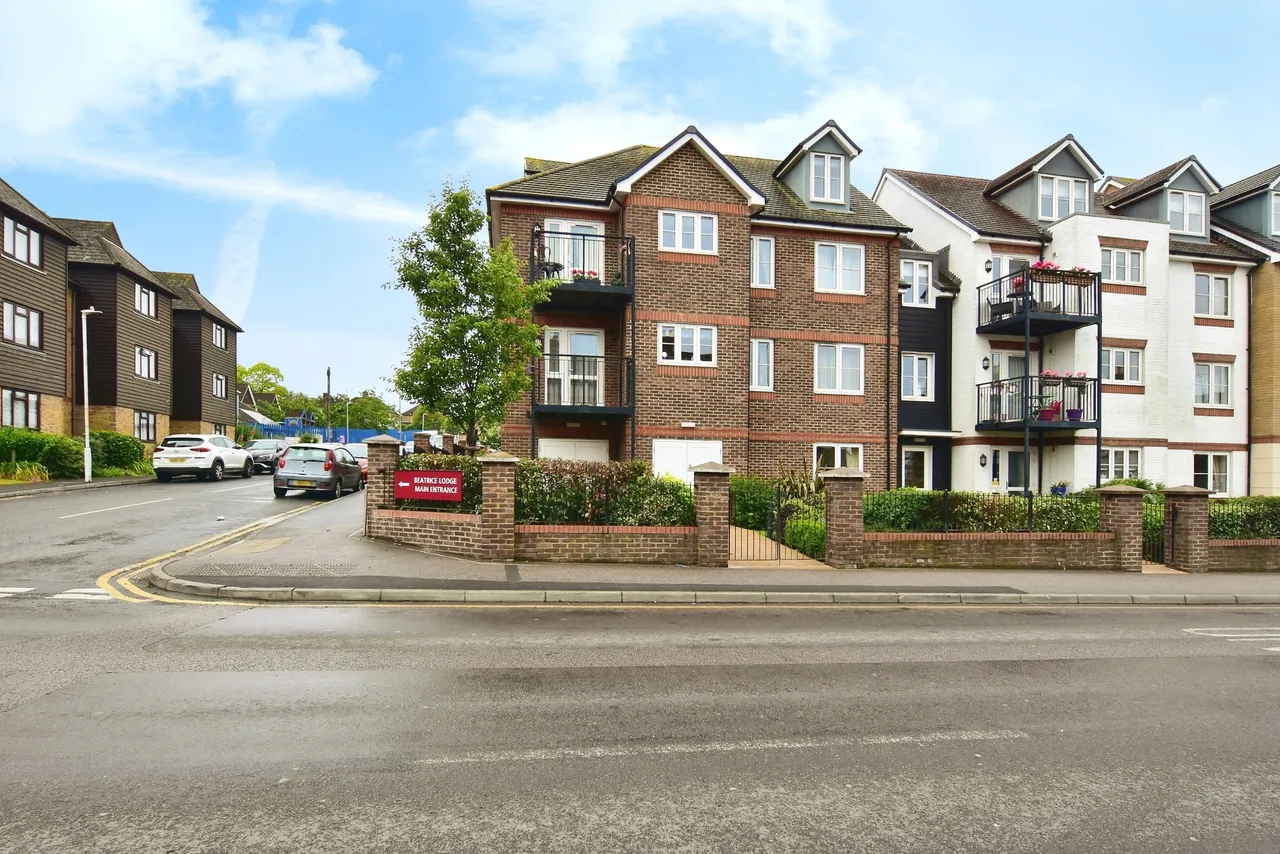Canterbury Road, Sittingbourne, Kent, ME10, photo 14