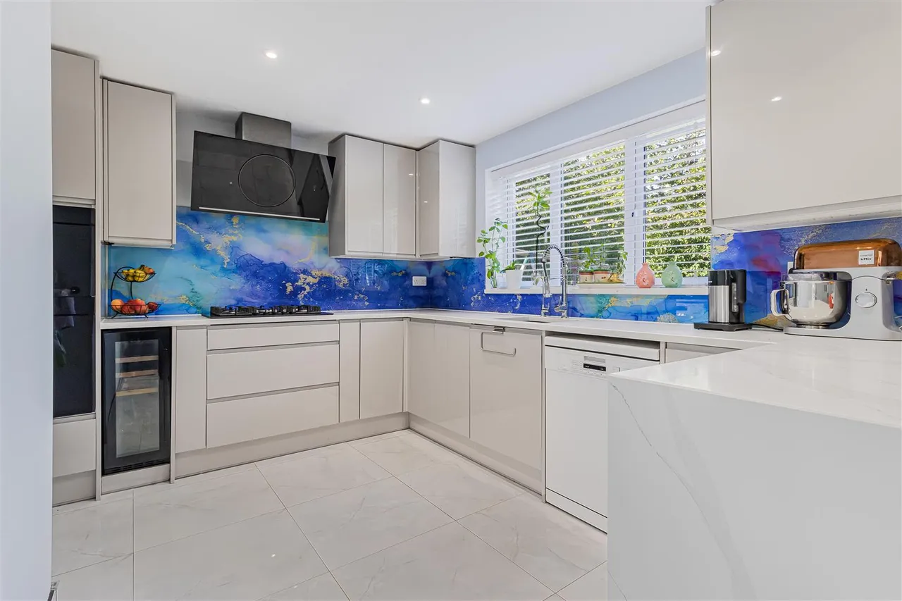 Old Pinewood Way, Papworth Everard, CB23, photo 4