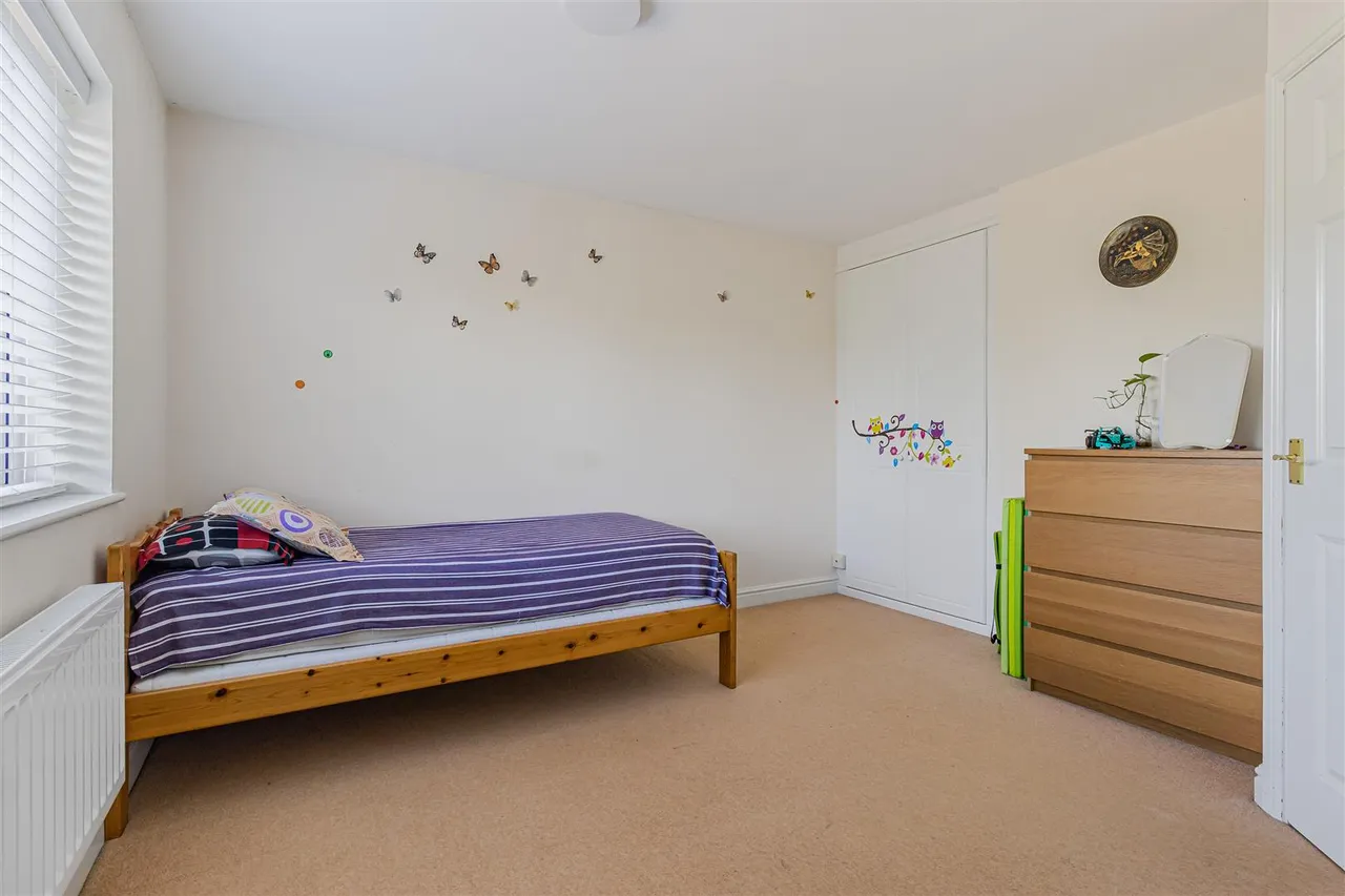 Old Pinewood Way, Papworth Everard, CB23, photo 14