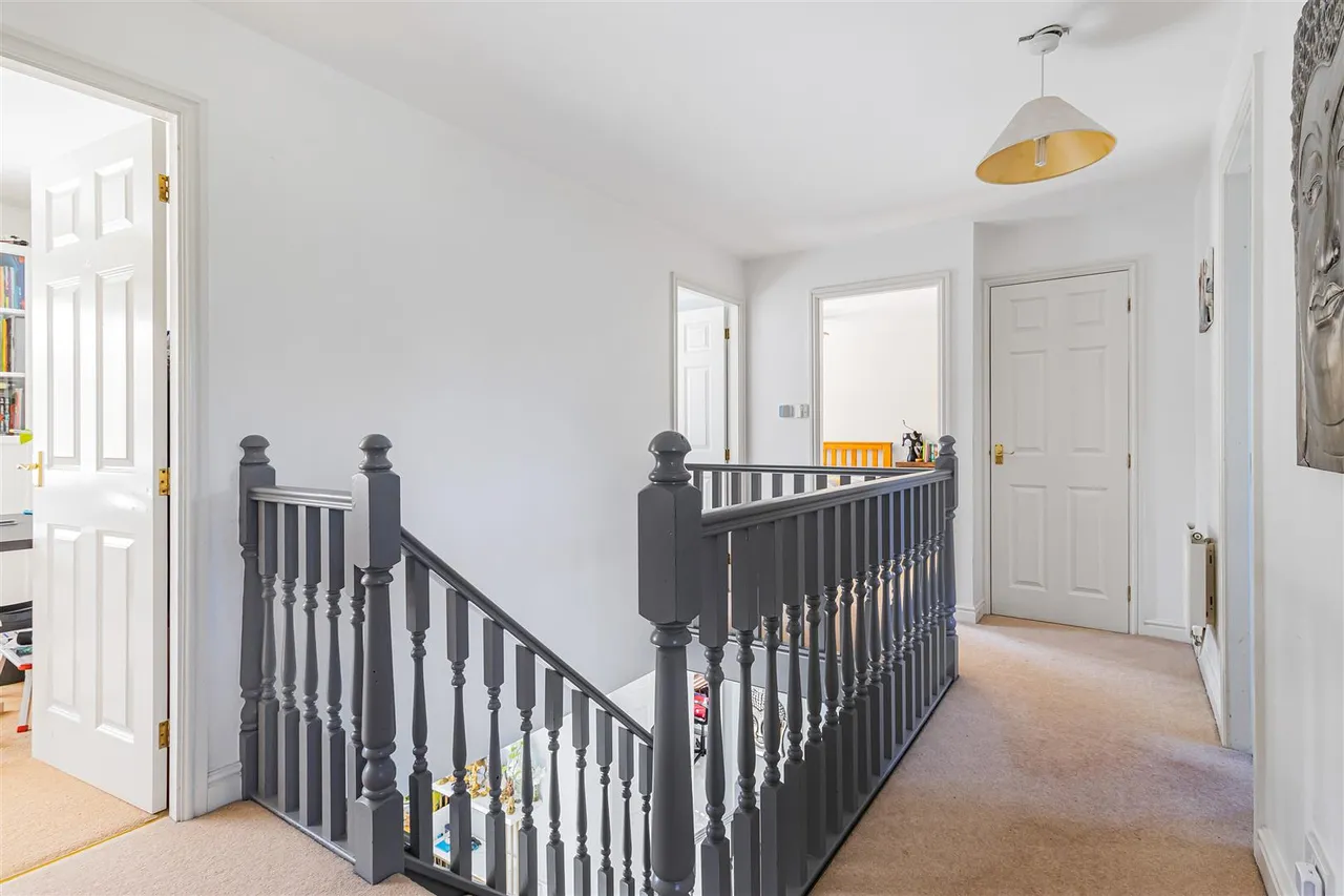 Old Pinewood Way, Papworth Everard, CB23, photo 10