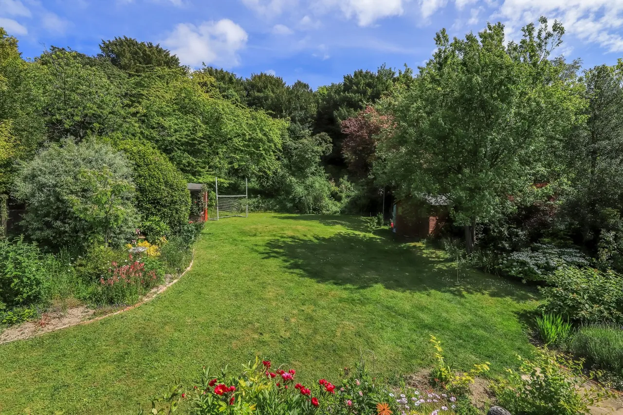 Balmoral Road, Salisbury, Wiltshire, SP1 3PX, photo 15