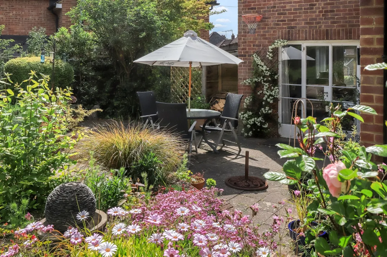 Balmoral Road, Salisbury, Wiltshire, SP1 3PX, photo 16