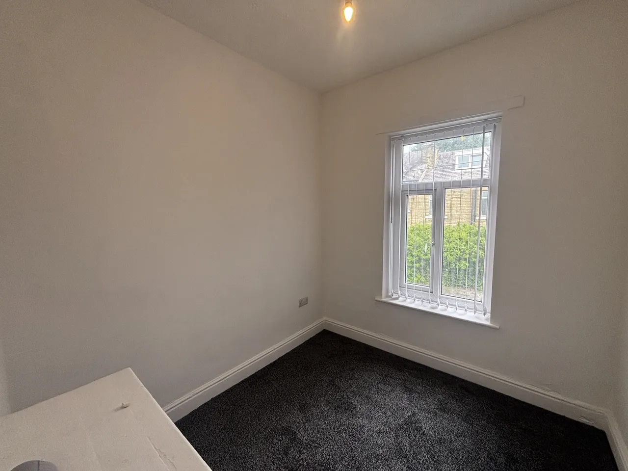 Corby Street, Huddersfield, HD2, photo 4