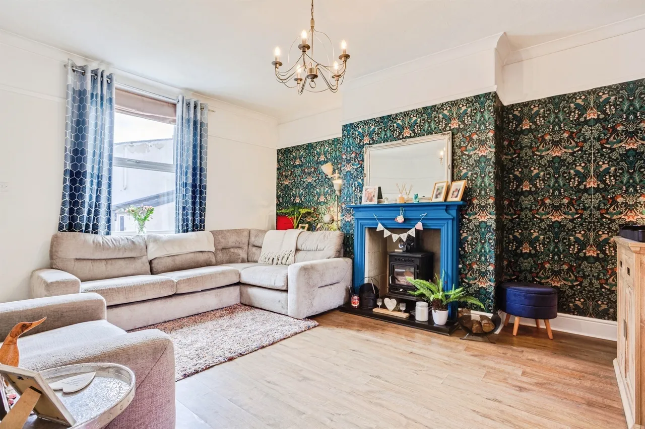 Southfield Lane, Horbury, WF4, photo 2