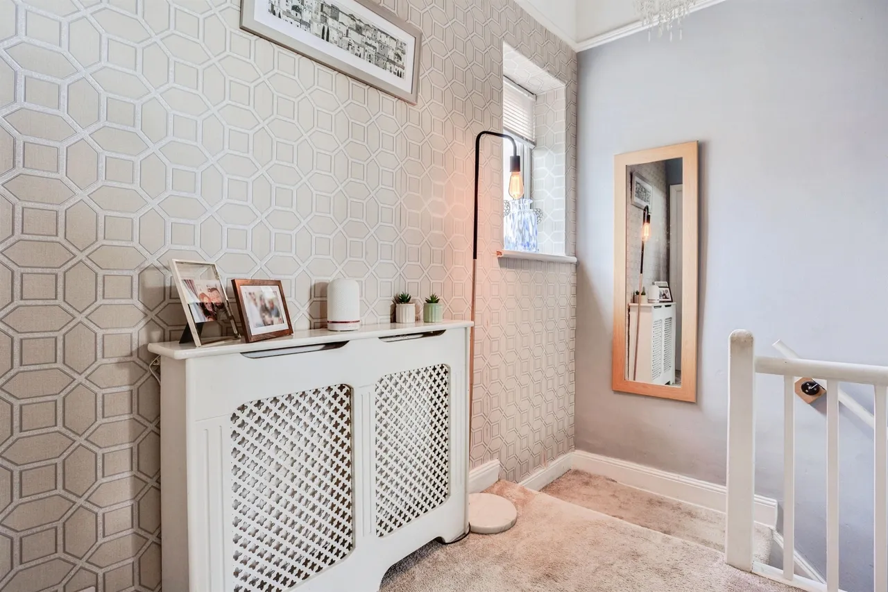 Southfield Lane, Horbury, WF4, photo 6