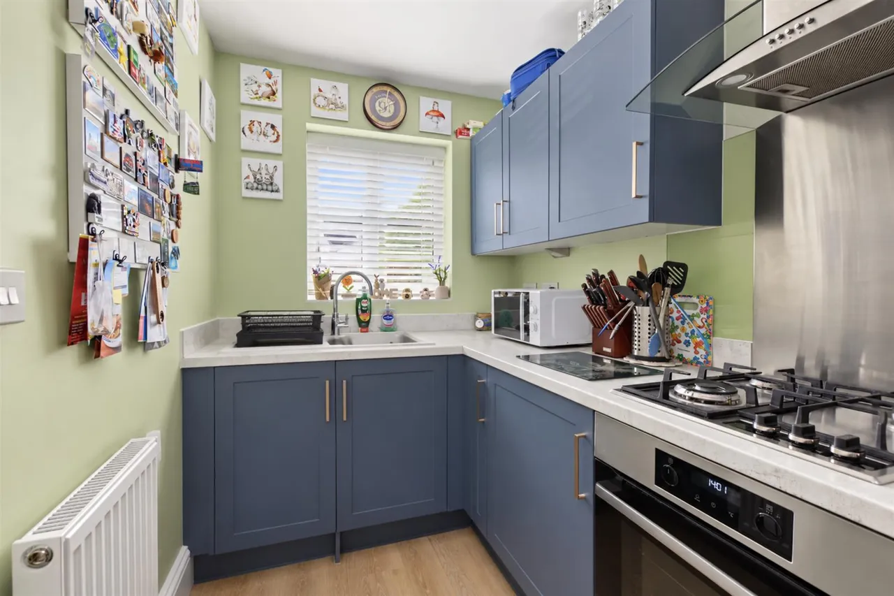 Hollis Close, Stapleford, NG9, photo 6