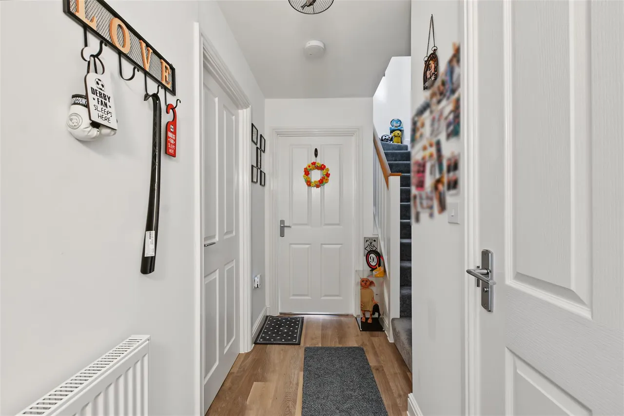 Hollis Close, Stapleford, NG9, photo 9