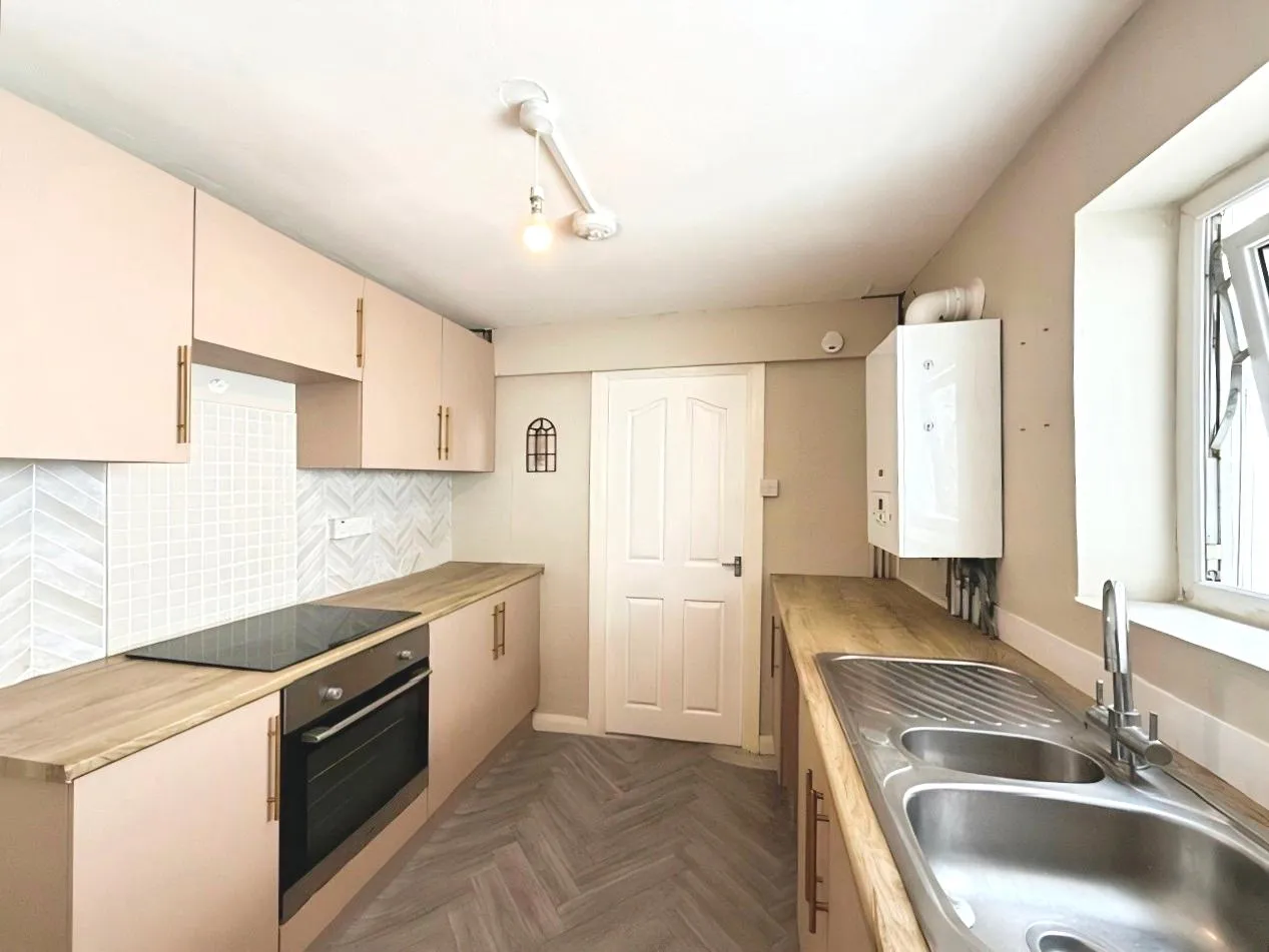 Caebricks Road, Cwmbwrla, Swansea, SA5 8NS, GB, photo 8