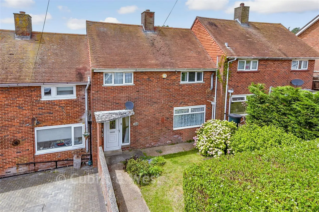 2 bed house for sale, Cowley Drive, Woodingdean, BN2