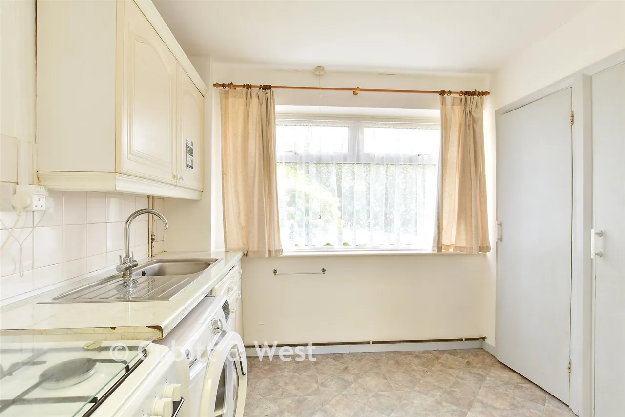 Cowley Drive, Woodingdean, BN2, photo 4