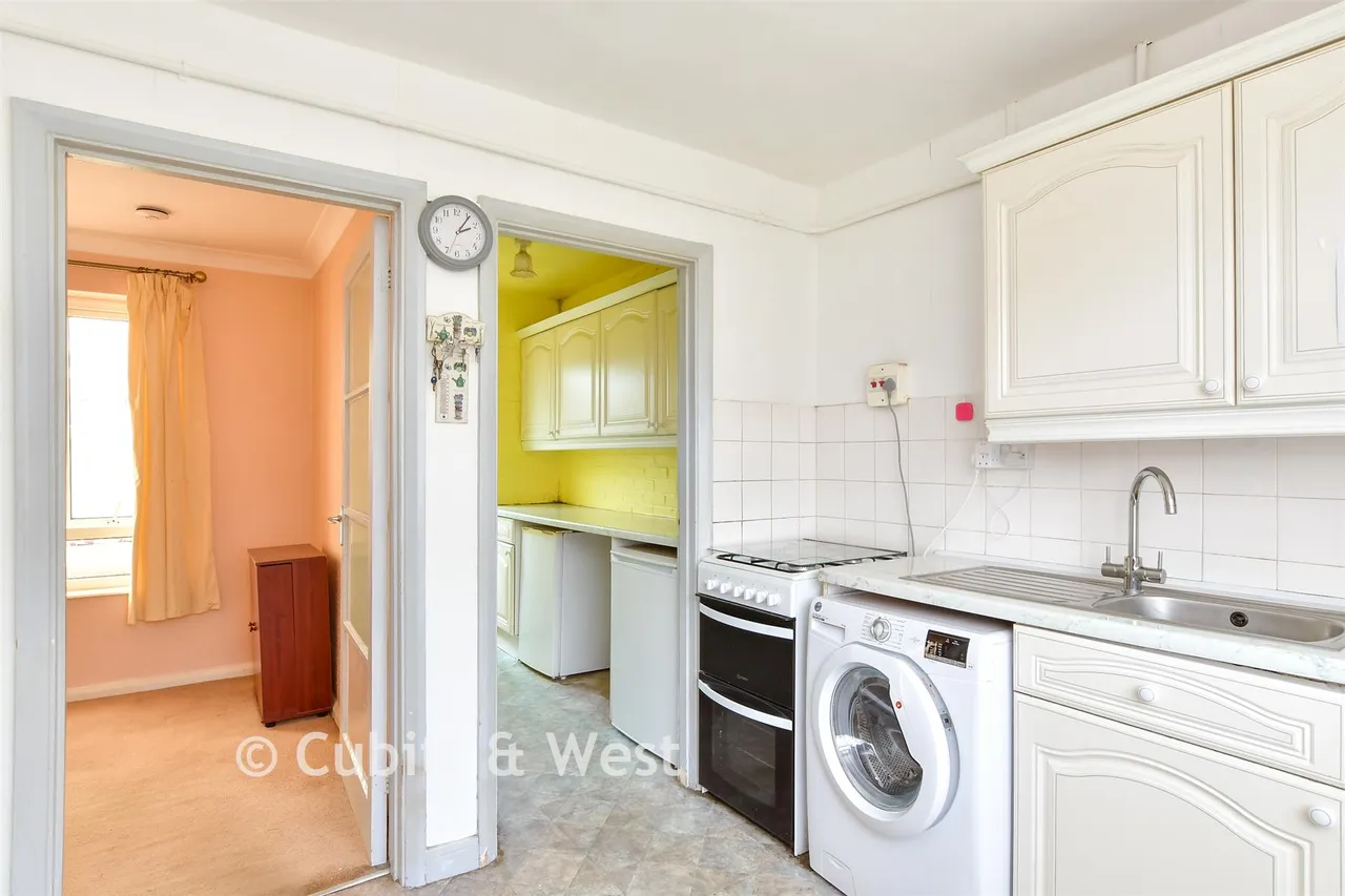 Cowley Drive, Woodingdean, BN2, photo 7