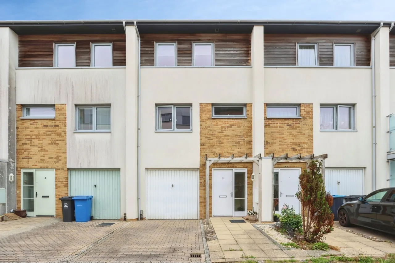 3 bed house for sale, Broomhill Way, Poole, BH15
