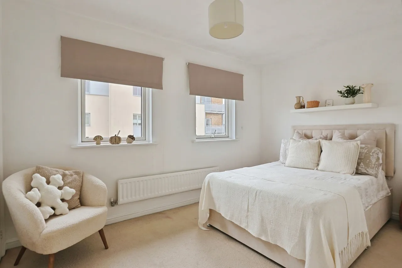 Broomhill Way, Poole, BH15, photo 9