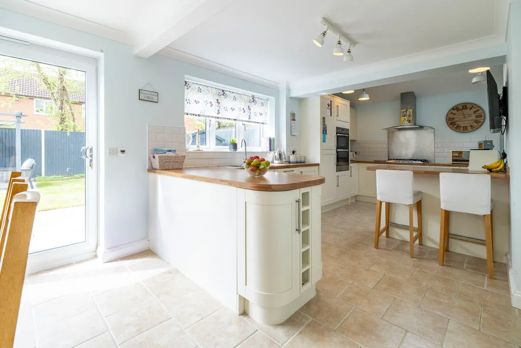 Trafalgar Avenue, Bletchley, MK3, photo 18