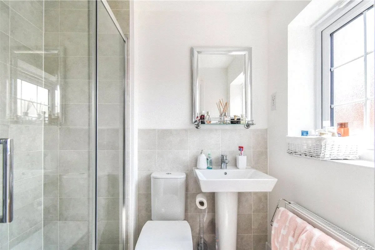 Barker Crescent, Hook, Hampshire, RG27 9FR, photo 14