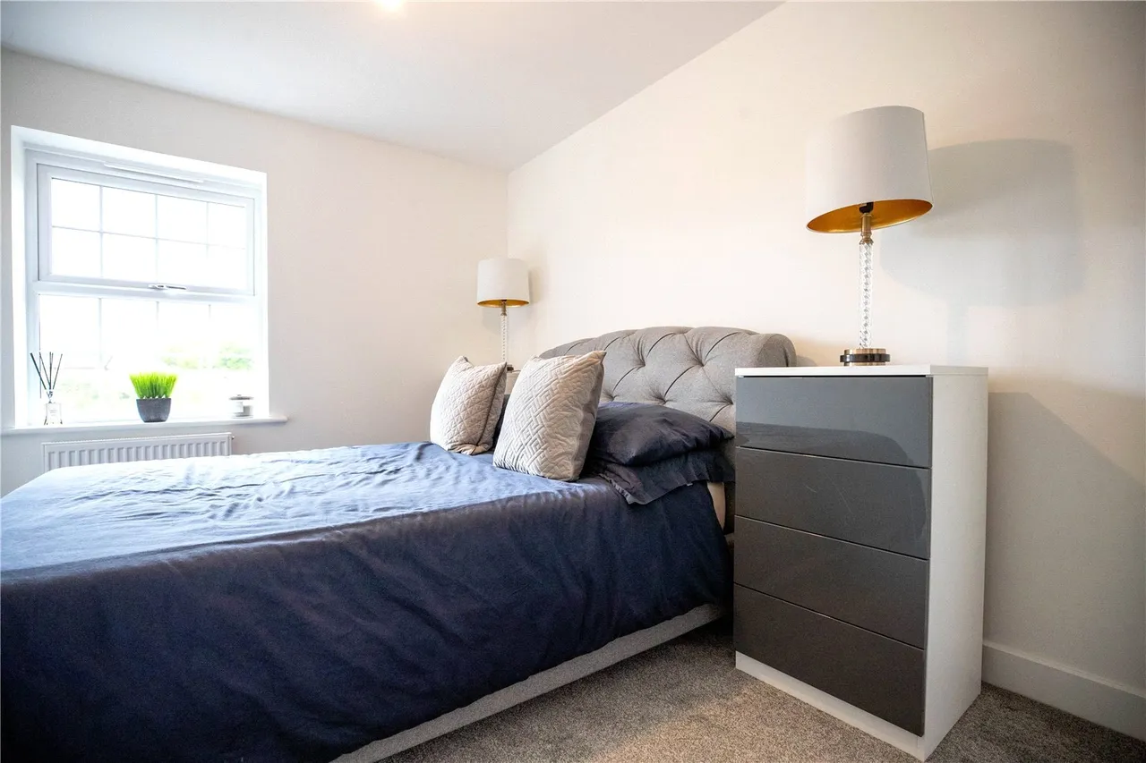 Barker Crescent, Hook, Hampshire, RG27 9FR, photo 15