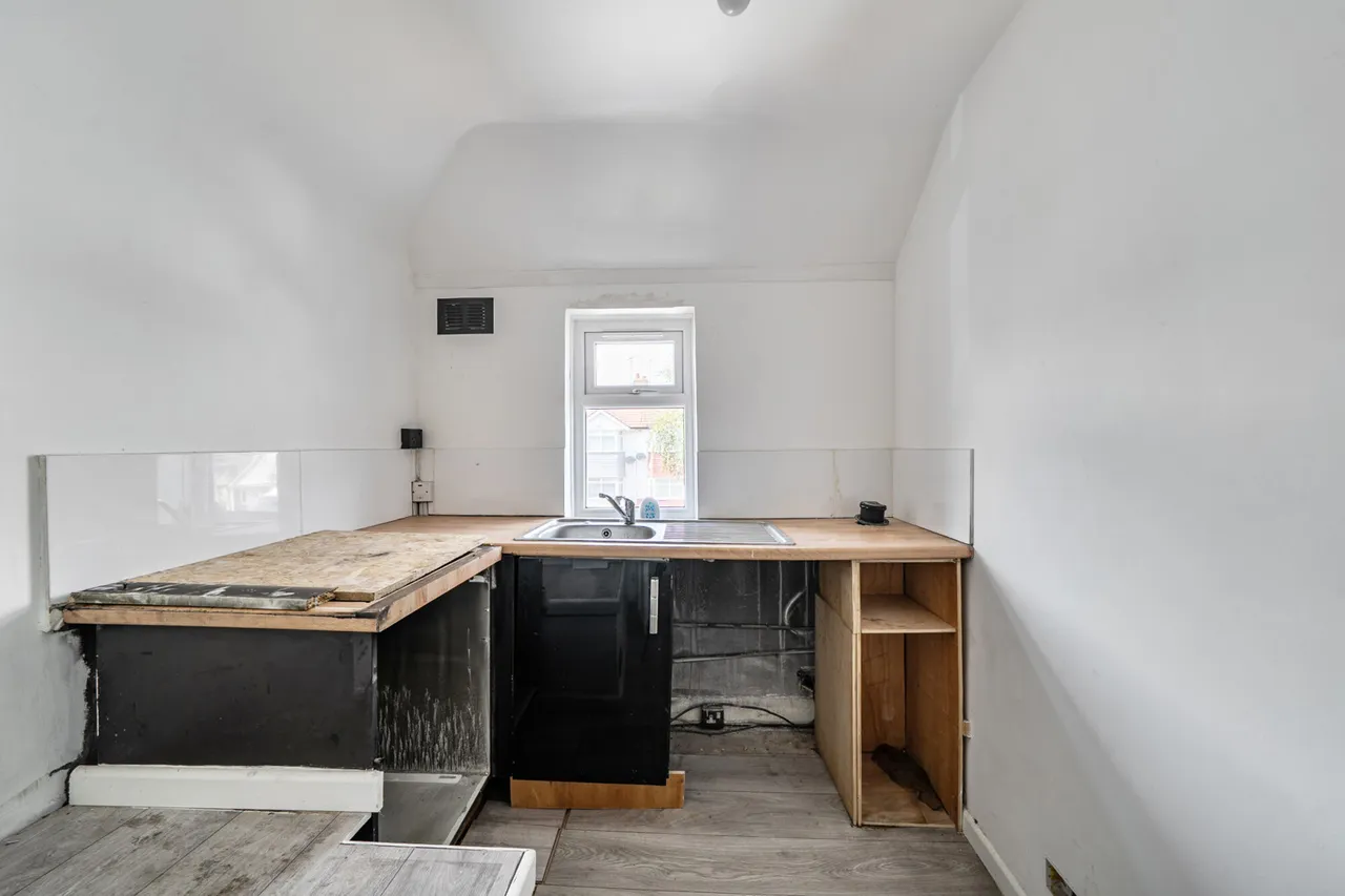 Bedford Road, Ruislip, HA4, photo 15