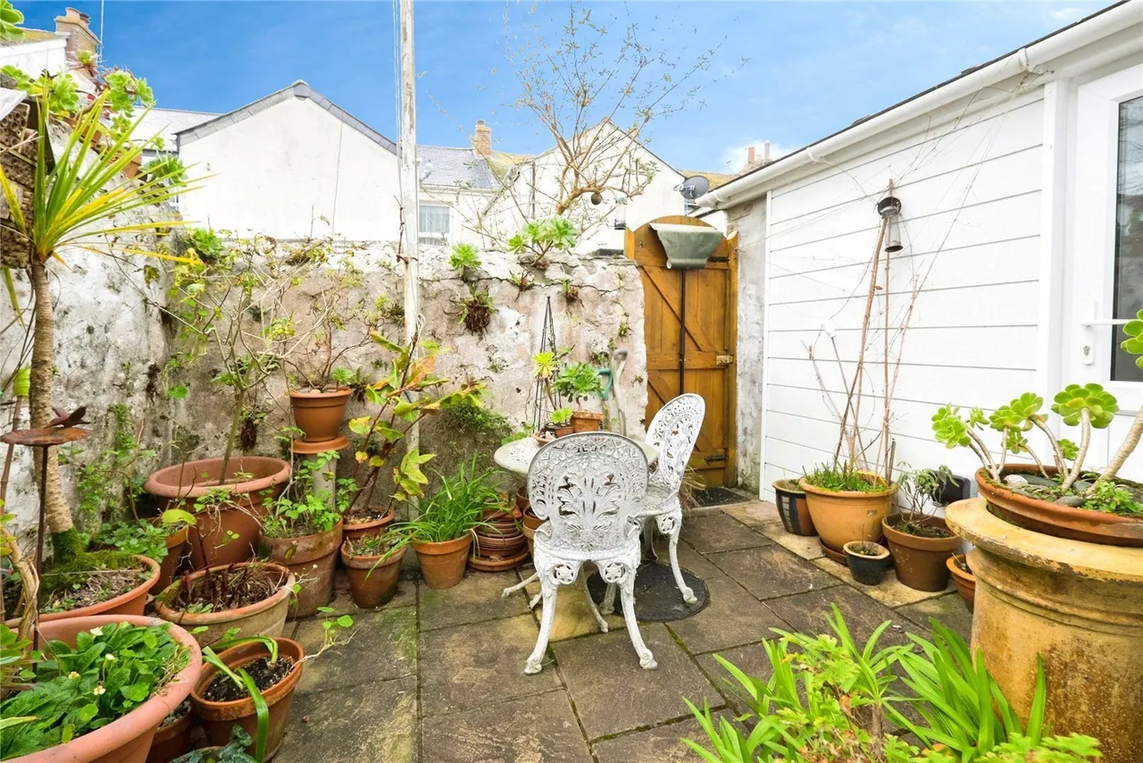 Redinnick Terrace, Penzance, TR18, photo 17