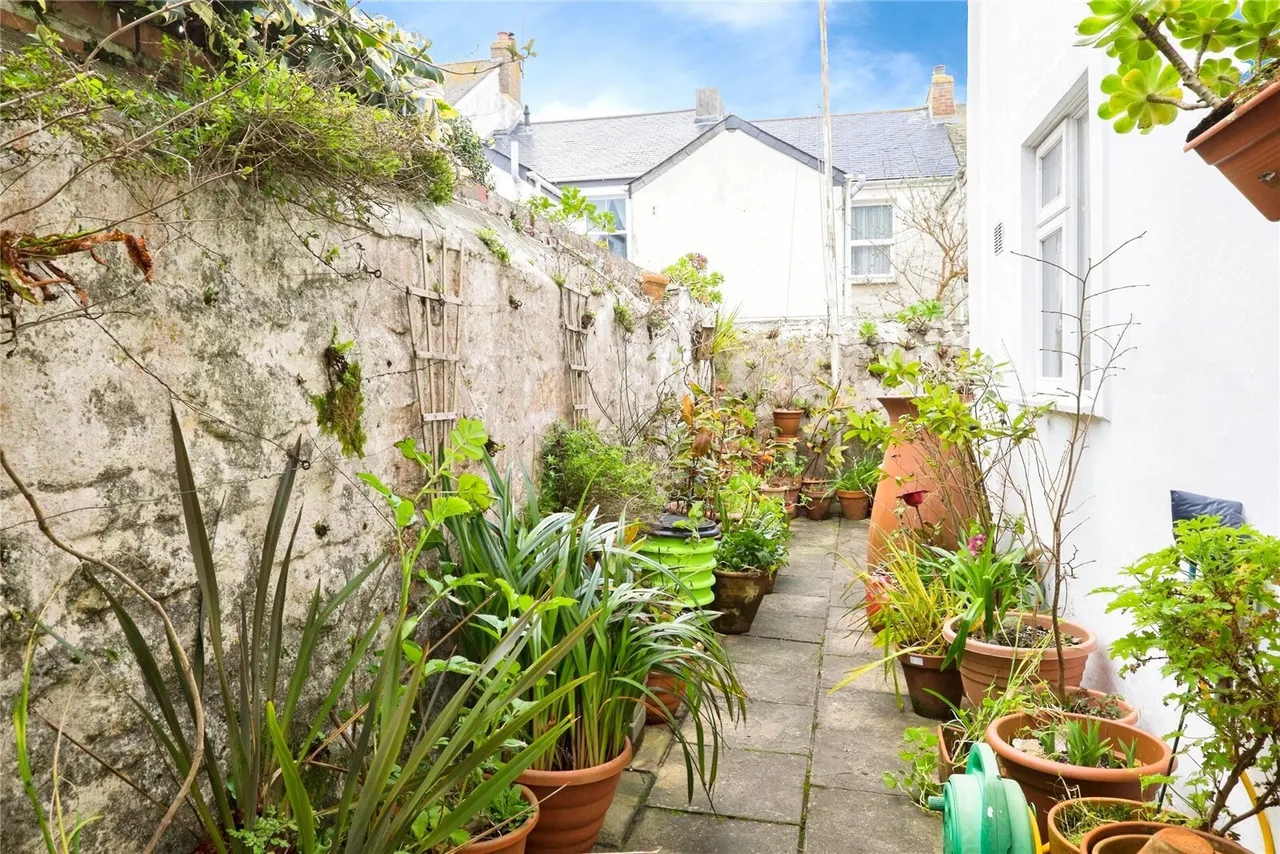 Redinnick Terrace, Penzance, TR18, photo 16