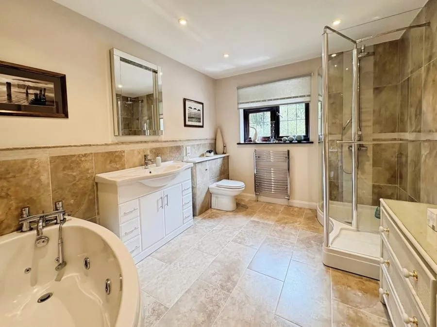 Catesby Gardens, Yateley, GU46, photo 13