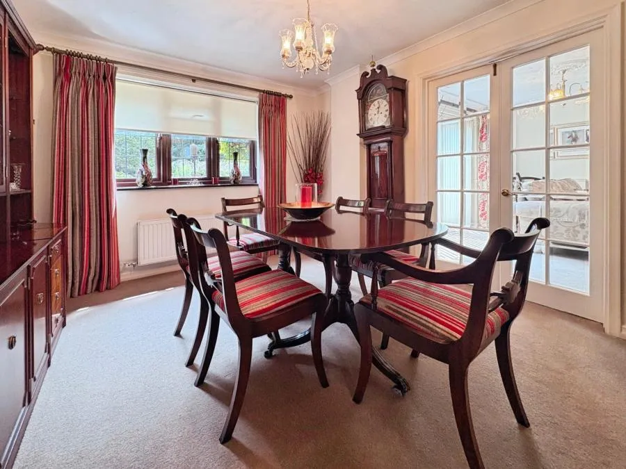 Catesby Gardens, Yateley, GU46, photo 9