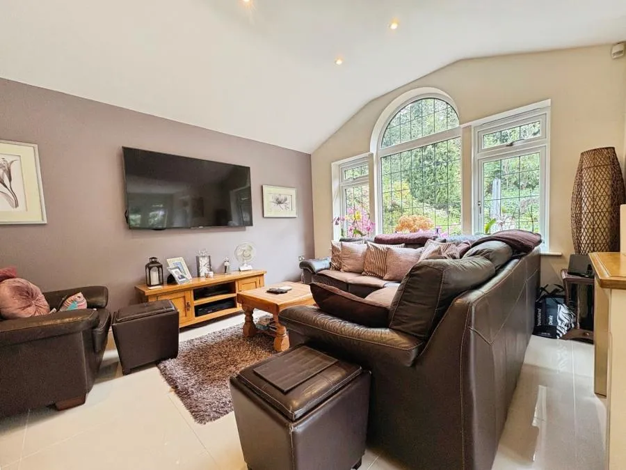 Catesby Gardens, Yateley, GU46, photo 14