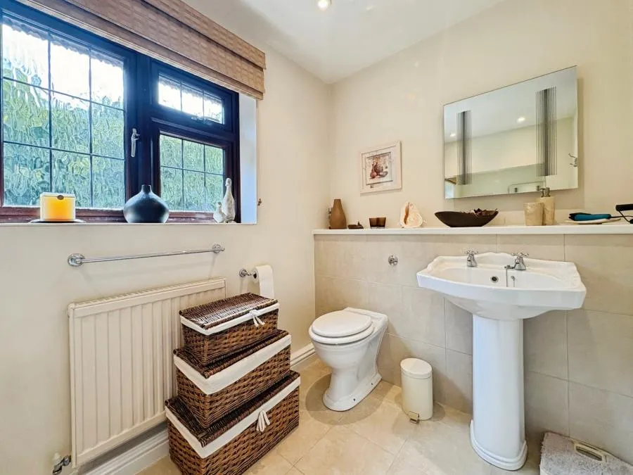 Catesby Gardens, Yateley, GU46, photo 30