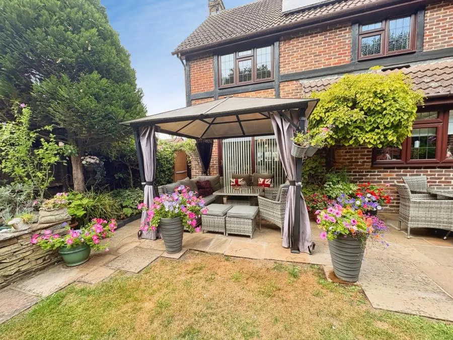 Catesby Gardens, Yateley, GU46, photo 36