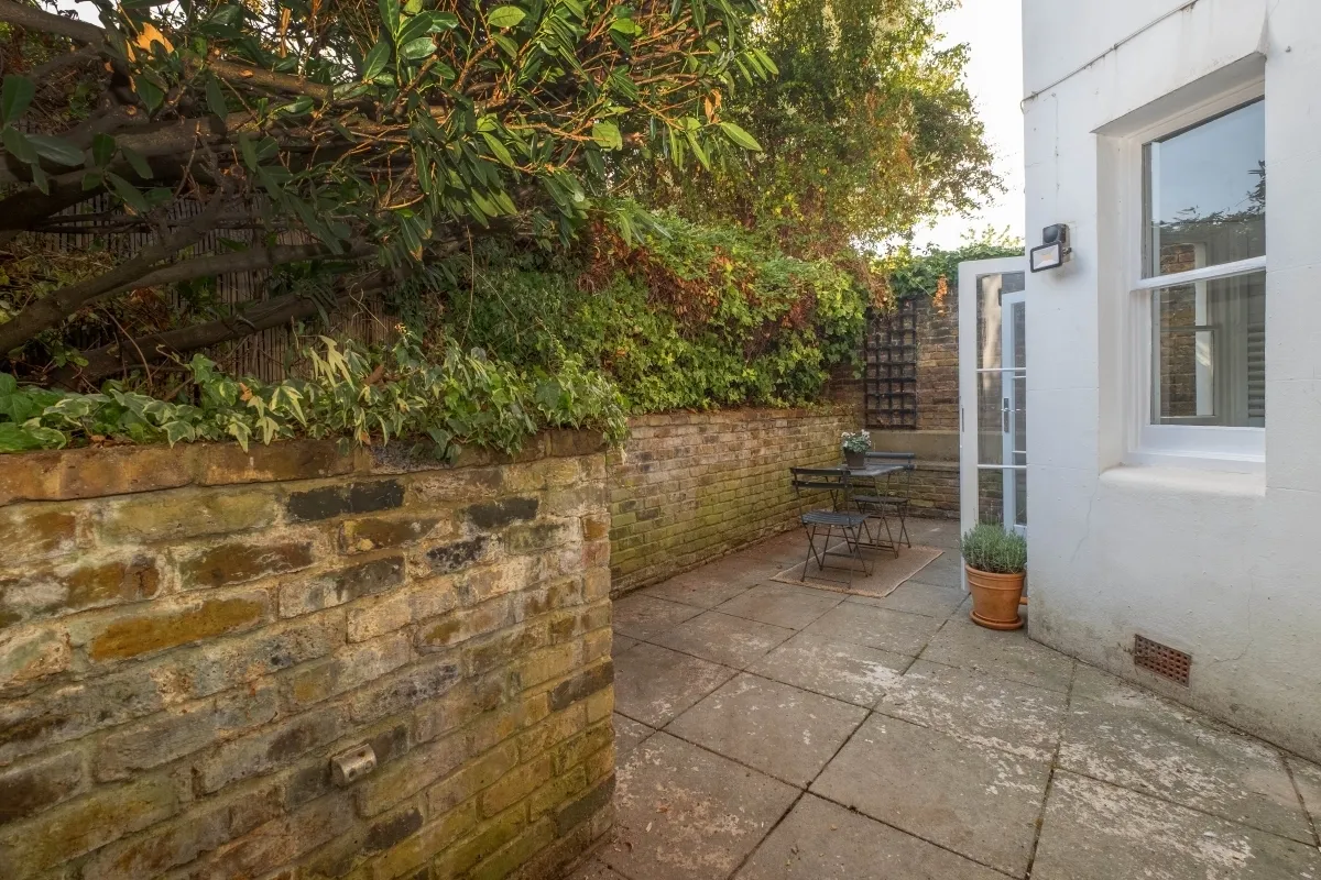 Maple Road, London, KT6, photo 15