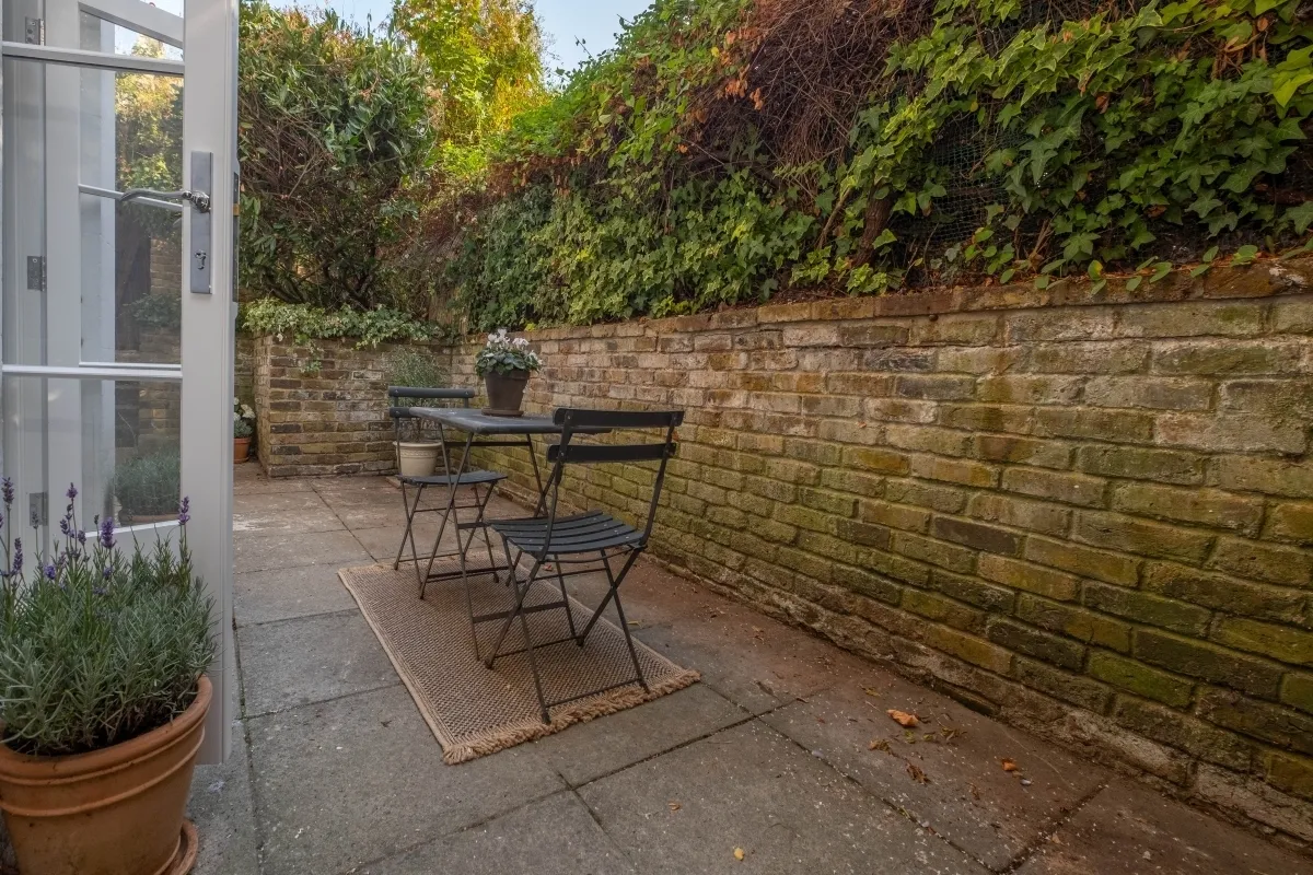 Maple Road, London, KT6, photo 11