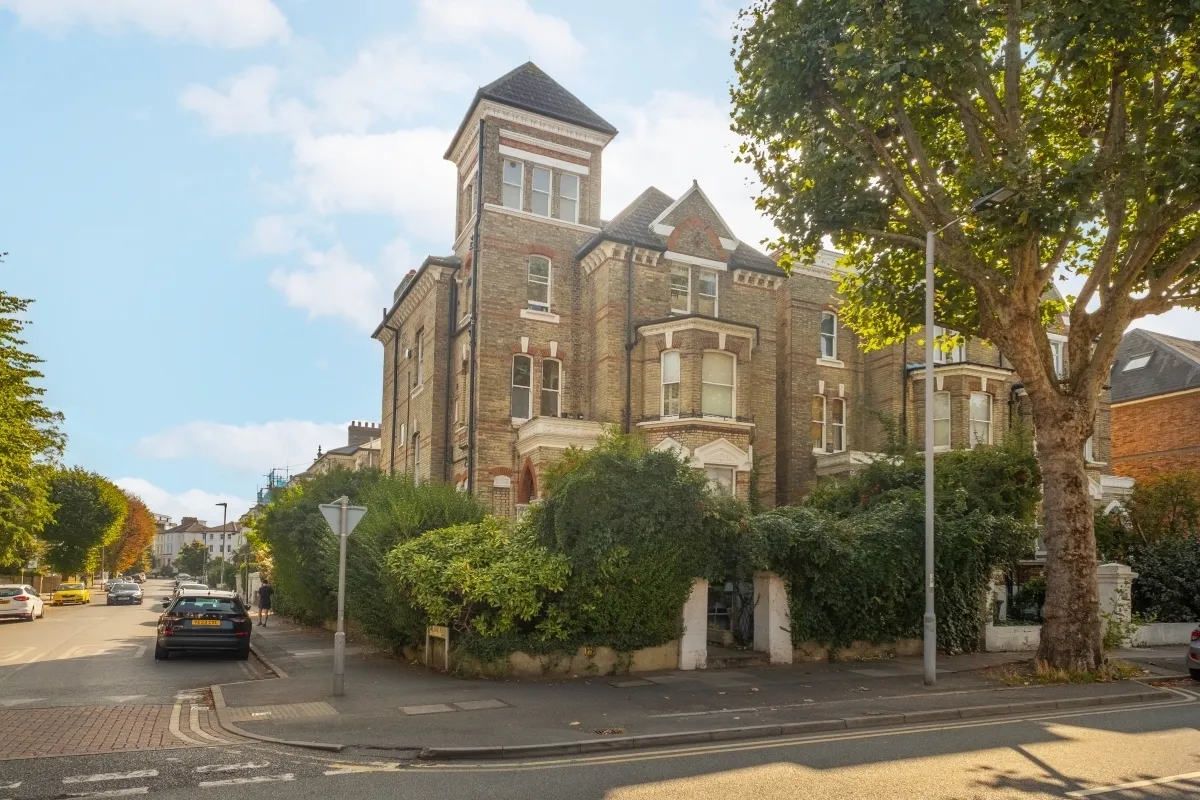 Maple Road, London, KT6, photo 7