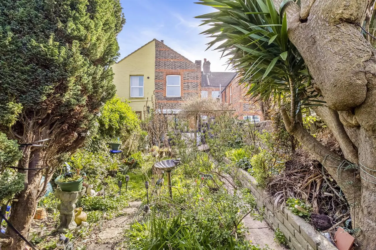 St. Matthews Road, Worthing, photo 17