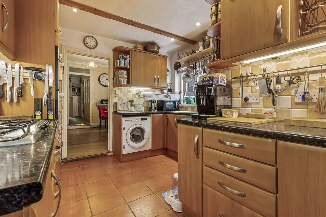St. Matthews Road, Worthing, photo 7