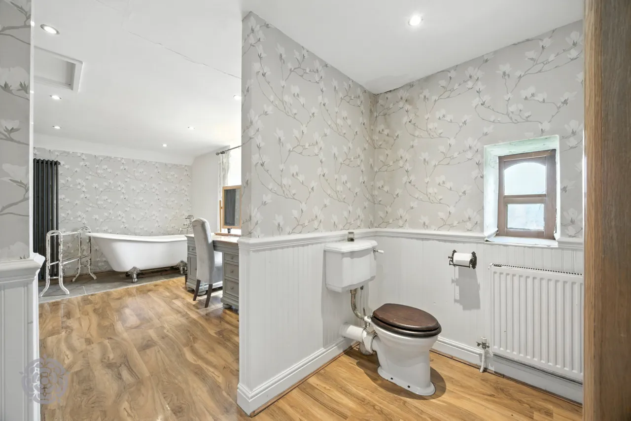 Oak Tree Farm, 11 Lord Street, Croft, Warrington, WA3 7DB, photo 20