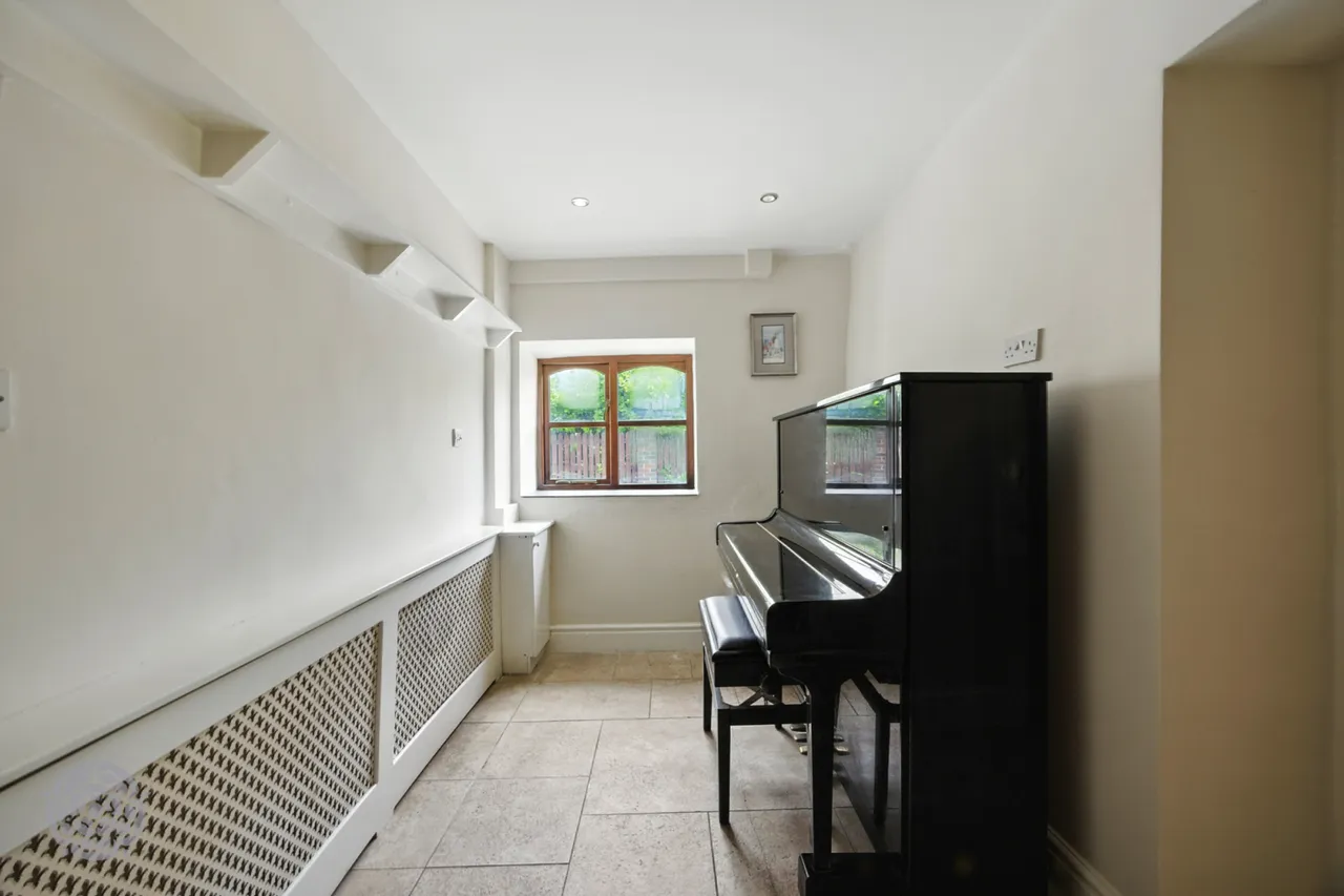 Oak Tree Farm, 11 Lord Street, Croft, Warrington, WA3 7DB, photo 16