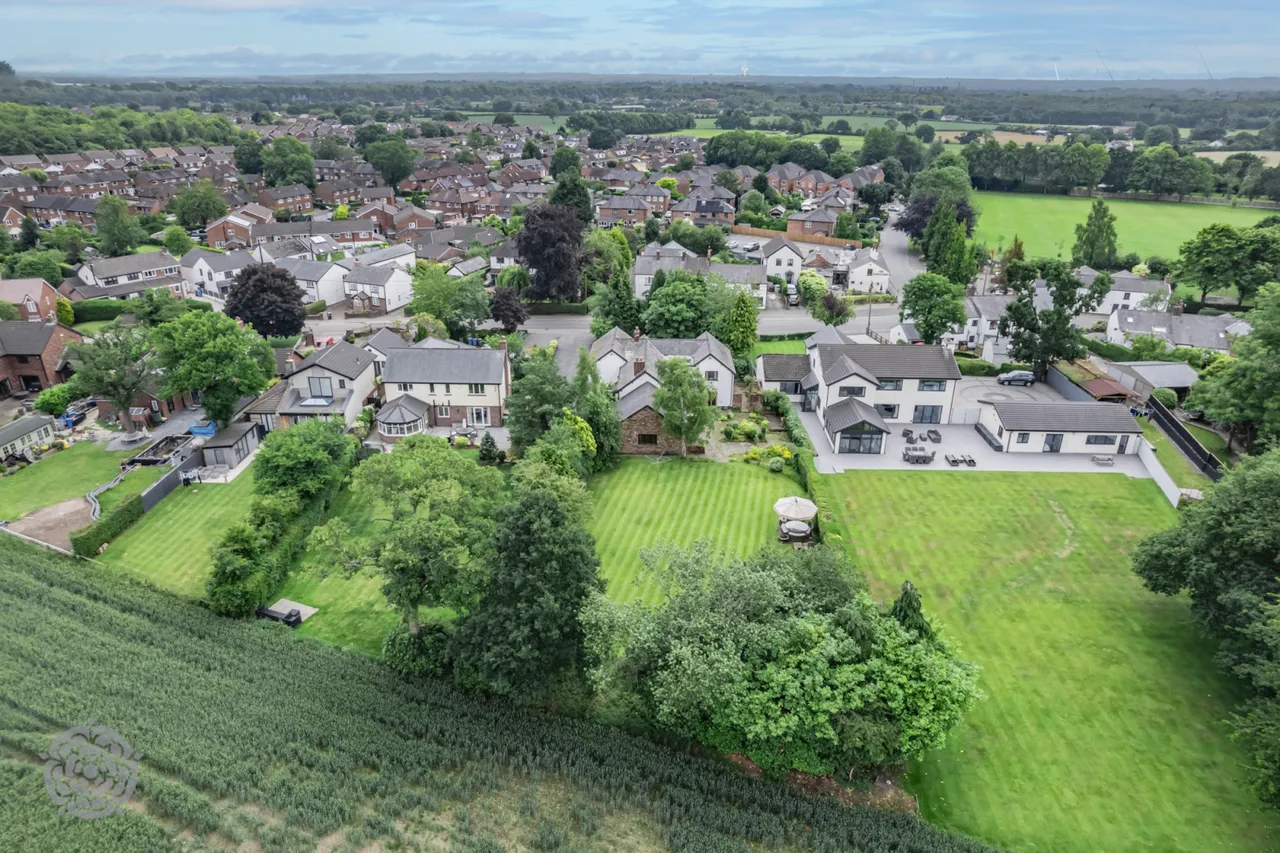 Oak Tree Farm, 11 Lord Street, Croft, Warrington, WA3 7DB, photo 33