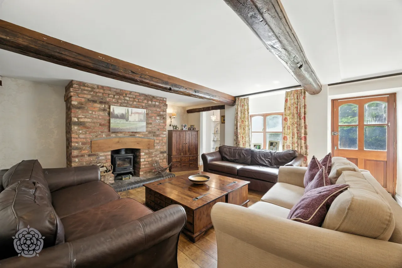 Oak Tree Farm, 11 Lord Street, Croft, Warrington, WA3 7DB, photo 6