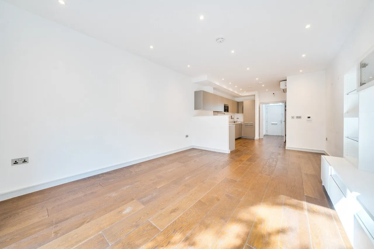 Hawthorne Crescent, Greenwich, SE10, photo 18