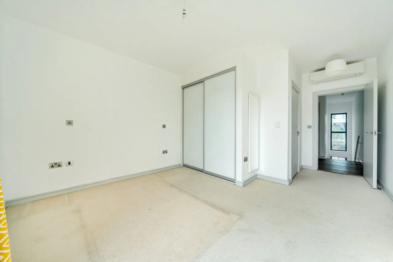 Hawthorne Crescent, Greenwich, SE10, photo 11