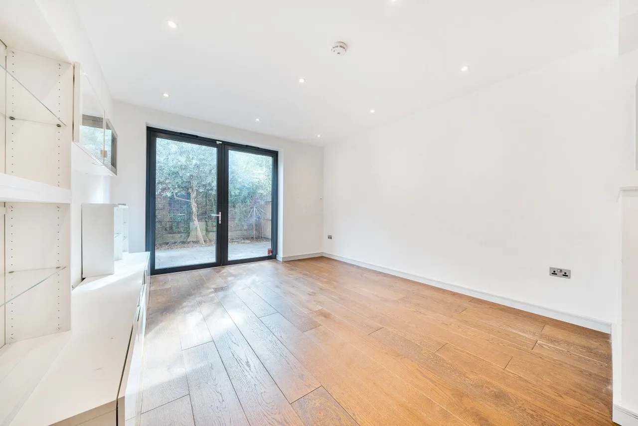 Hawthorne Crescent, Greenwich, SE10, photo 13