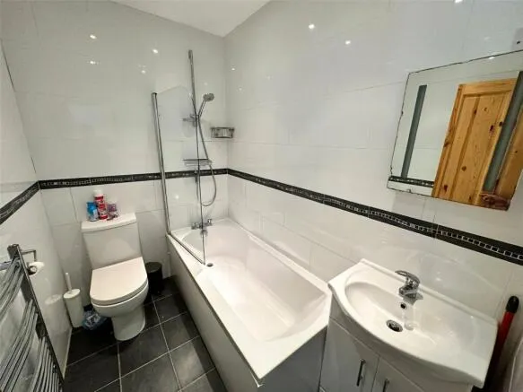 Cliffe Terrace, Keighley, BD21, photo 6