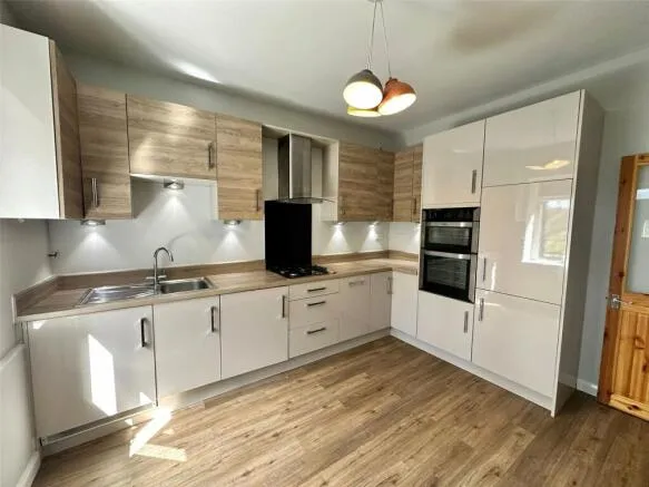 Cliffe Terrace, Keighley, BD21, photo 2
